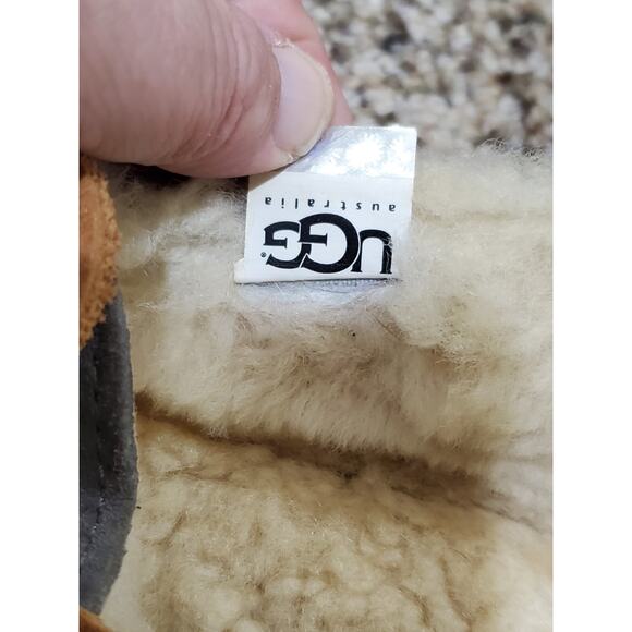 UGG Australia Men's Dakota Moccasin Slippers Gray Suede Shearling Lined Size 8? - Picture 8 of 11